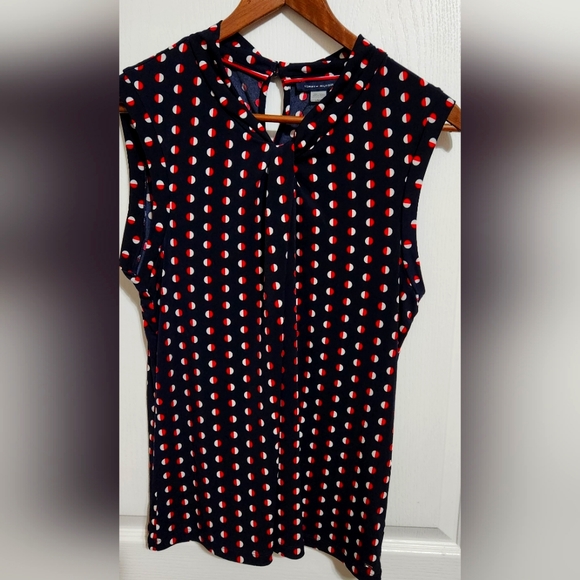 Tommy Hilfiger sleeveless blouse - Picture 1 of 3